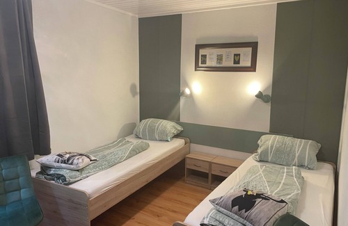 Stall Cama Y Desayuno | Doppelzimmer Kreuzeck mit Frühstück