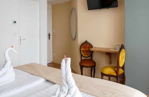 Morbisch am See Cabaña | Doppelzimmer mit Balkon Seeseite - Pension Laubenhof