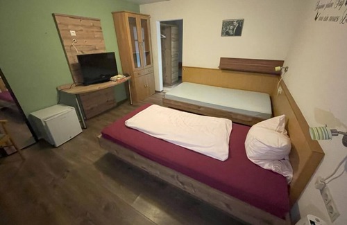 Ottenhausen Apartamento | Doppelzimmer mit Balkon - Gästehaus Rössle 2
