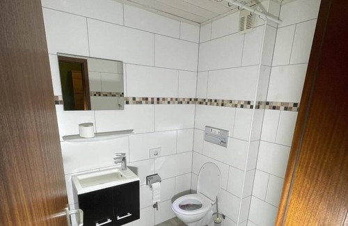 Ottenhausen Apartamento | Doppelzimmer mit Balkon - Gästehaus Rössle 7