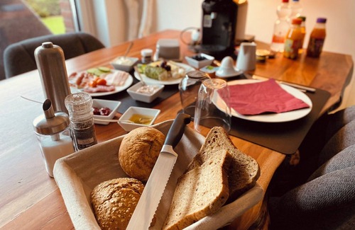 Region Hannover District Apartamento | Doppelzimmer mit Eigenem Bad und Gemeinschaftspool