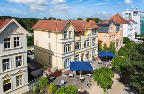 Ahlbeck Casa | Doppelzimmer mit Meerblick und Balkon 1 - Hotel Villa Seeschlößchen 3