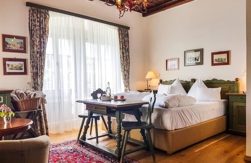 Millstatt Casa | Doppelzimmer Seeblick - Schlosshotel See-villa
