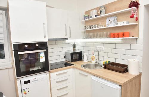 Vojvodina Apartamento | Dora Apartman