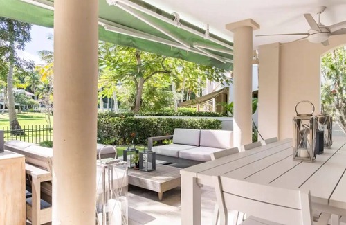 Dorado Pueblo Casa | Dorado Reef 4BR 3BA beach in 1 block sleeps 8-10