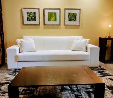 Doral Apartamento | Doral Pool 1107 by Wave Properties