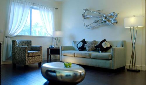 City Center Hotel | Dorchester Hotel & Suites