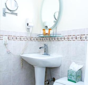 City Center Hotel | Dorchester Hotel & Suites