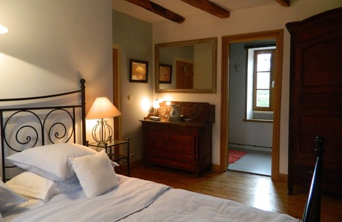 Bilhac Otro | Dordogne Farmhouse, piscina climatizada privada, jardín, Wi-Fi, todas las comodidades modernas para 8+