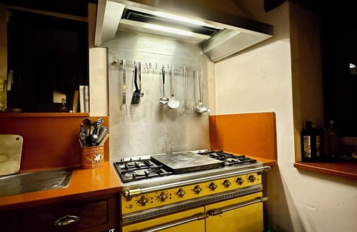 Mauzens-et-Miremont Casa | Dordogne: Idyllic stay in an exceptional artist's house with swimming pool...