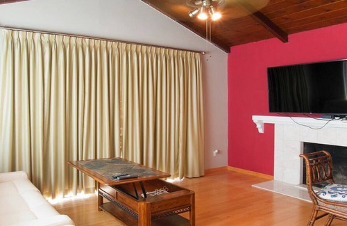 Noble Casa | Casa de campo de lujo en Silicon Valley con vistas a las montañas