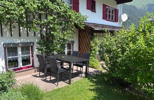 Elbigenalp Apartamento | DORF 77 Apartment