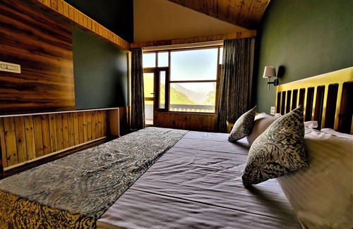 Banjar Cama Y Desayuno | Doris Mountain Cabins Tirthan - 5km from Tirthan and 7km from Jibhi