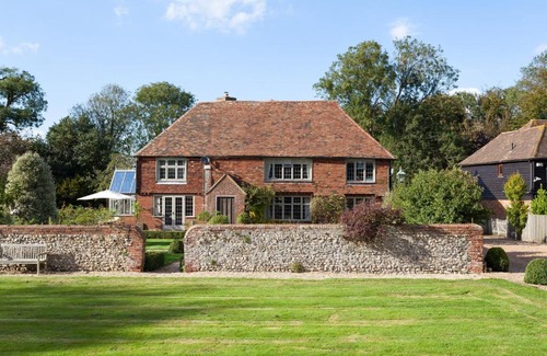 Ashford Casa | Dormestone House by Bloom Stays