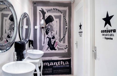 Castellana Hotel | Dormirdcine Cooltural Rooms