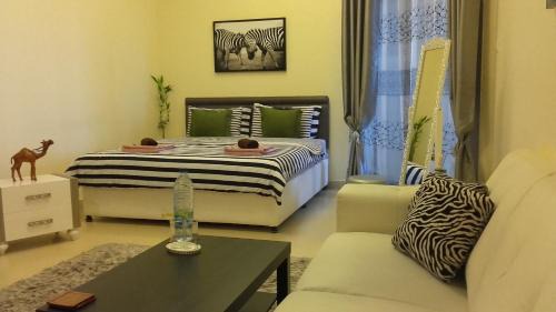 Sharjah Apartamento | Dormitory Room for Family or Group of Travelers