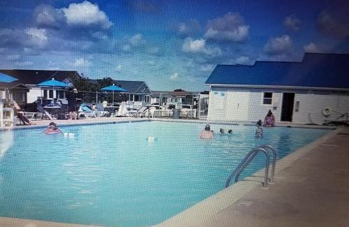 Montego Bay Casa | Dorothy and Johns Ocean City Md Vacation Home Sleeps 8 - 3 bedrooms 2 full bath