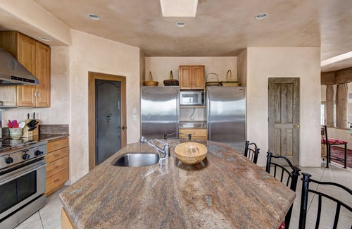 Santa Fe Casa | Dorthia Garden Retreat & Views | Stunning 360 View