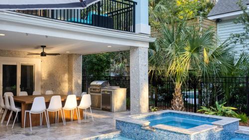North Forest Beach Casa | Dory by AvantStay Walk to the Beach Luxe Home