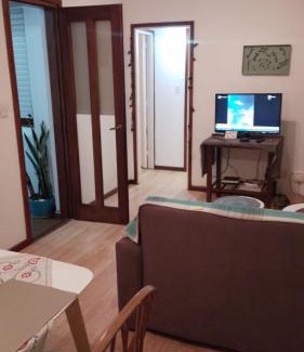 Zona de La Perla Apartamento | Dos ambientes modernos y luminosos en La Perla