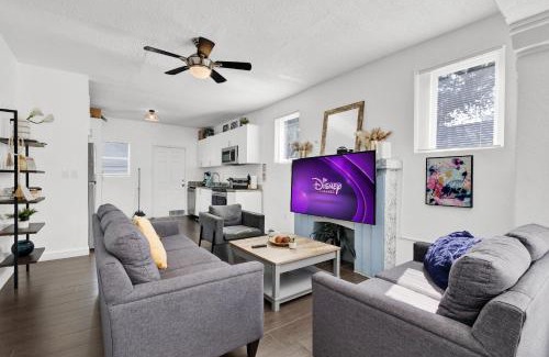 Buena Vista Casa | Dos Casitas Design District #1 - 3 Bedroom House