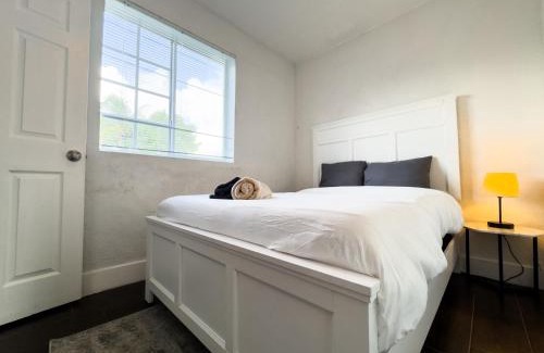Buena Vista Casa | Dos Casitas Design District #1 - 3 Bedroom House