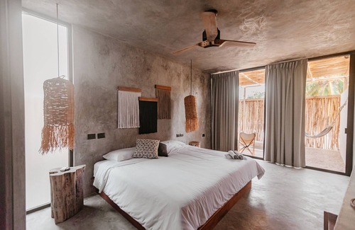 El Cuyo Hotel | Dos Mares Barefoot Luxury
