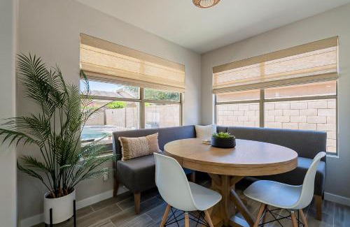 Neely Farms Casa | Dos Palmas - Gilbert Poolside Retreat