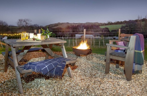 Fiddington Cabina | Dotty's Hut, Old Rectory House