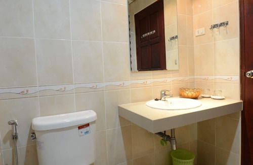 Vientiane Hotel | Douangpraseuth Hotel
