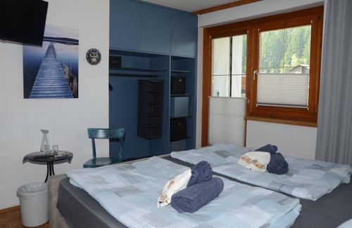 Klopein am Klopeiner See Cama Y Desayuno | Double room 7 with balcony - Pension Eule