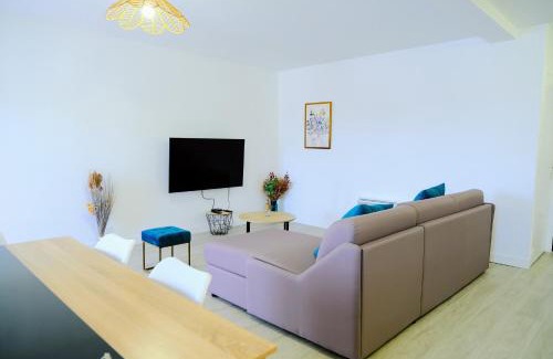 Melun Apartamento | Double Apparts - Spacieux 140 m2 - 4 Ch - Entrée autonome- 2 Parkings Privé Gratuit