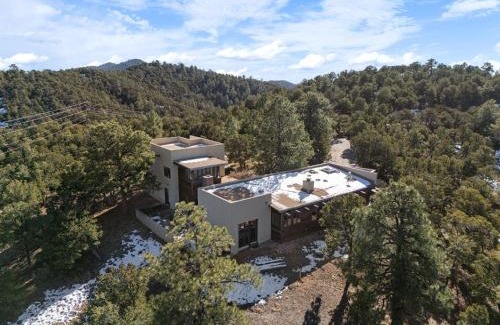Santa Fe Casa | Double Arrow