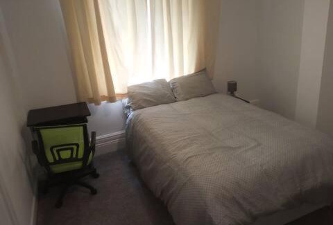 Burnley Casa | Double-bed (E1) close to Burnley city centre