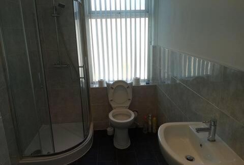 Burnley Casa | Double-bed (E1) close to Burnley city centre