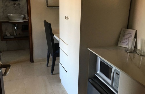 Puerto Vallarta Complejo | Double bed hotel room