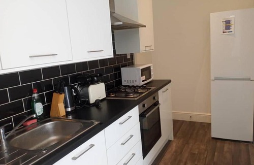 Burnley Casa | Double bed (R1) close to Burnley city centre