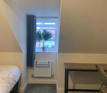 Aylesbury Casa | Double-bed room in Bierton - Aylesbury