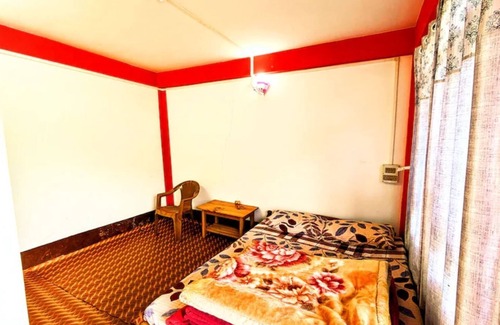 Bomdila Cama Y Desayuno | Double bed room