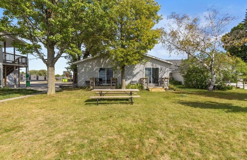 Lake City Apartamento | Double Bed Room in Heart of Lake City