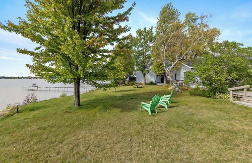 Lake City Apartamento | Double Bed Suite with Full Kitchen