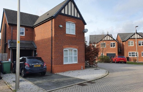 Cheadle Casa | Double bedroom in Cheadle