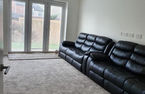 Cheadle Casa | Double bedroom in Cheadle
