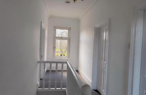 Salford Casa | Double-Bedroom in the Heart of Salford Manchester Perfect for Short Stays GCSW3