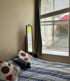 Cork Casa | Double Bedroom with private bathroom close to Cork city