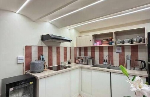 Van Mieu Apartamento | Double-Double Gym-Coffee-Laundry 2's to Trainstr