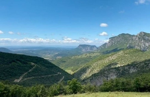 Mornans Cabaña | Double gite 6ch 16pers in the middle of nature with swimming pool