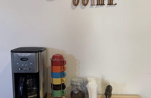 Niagara Falls Casa | Double Houses Accommodates 18 with Free Off-Street Parking - USA