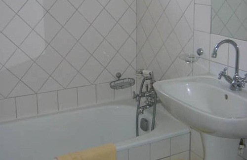 Suevres Cama Y Desayuno | Cama de Matrimonio o Dos Camas-Baño Privado-Ségur