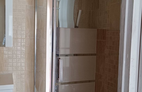 Les Eyzies Casa | Habitacion Doble-Estándar-Baño en la habitacion-Vista al Jardín